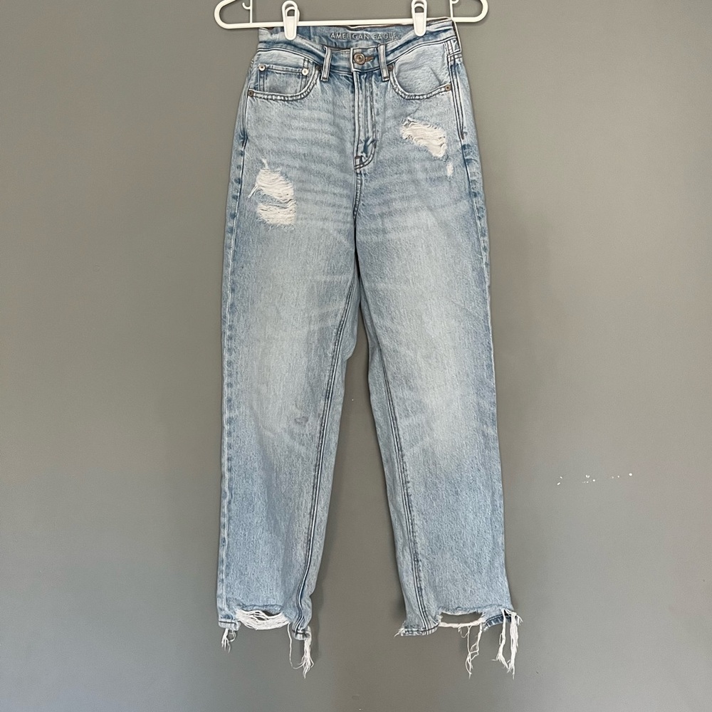 Light wash high waisted distressed jeans